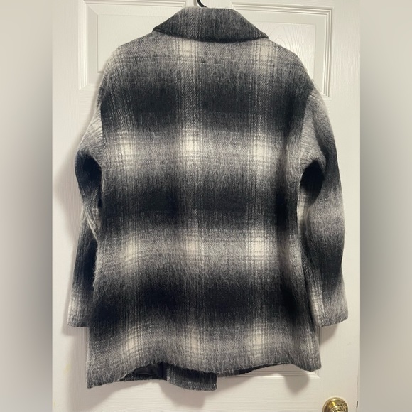 Wildflower Women’s Plaid Double-Breasted Peacoat Black
Combo Size M NWT - Picture 6 of 11